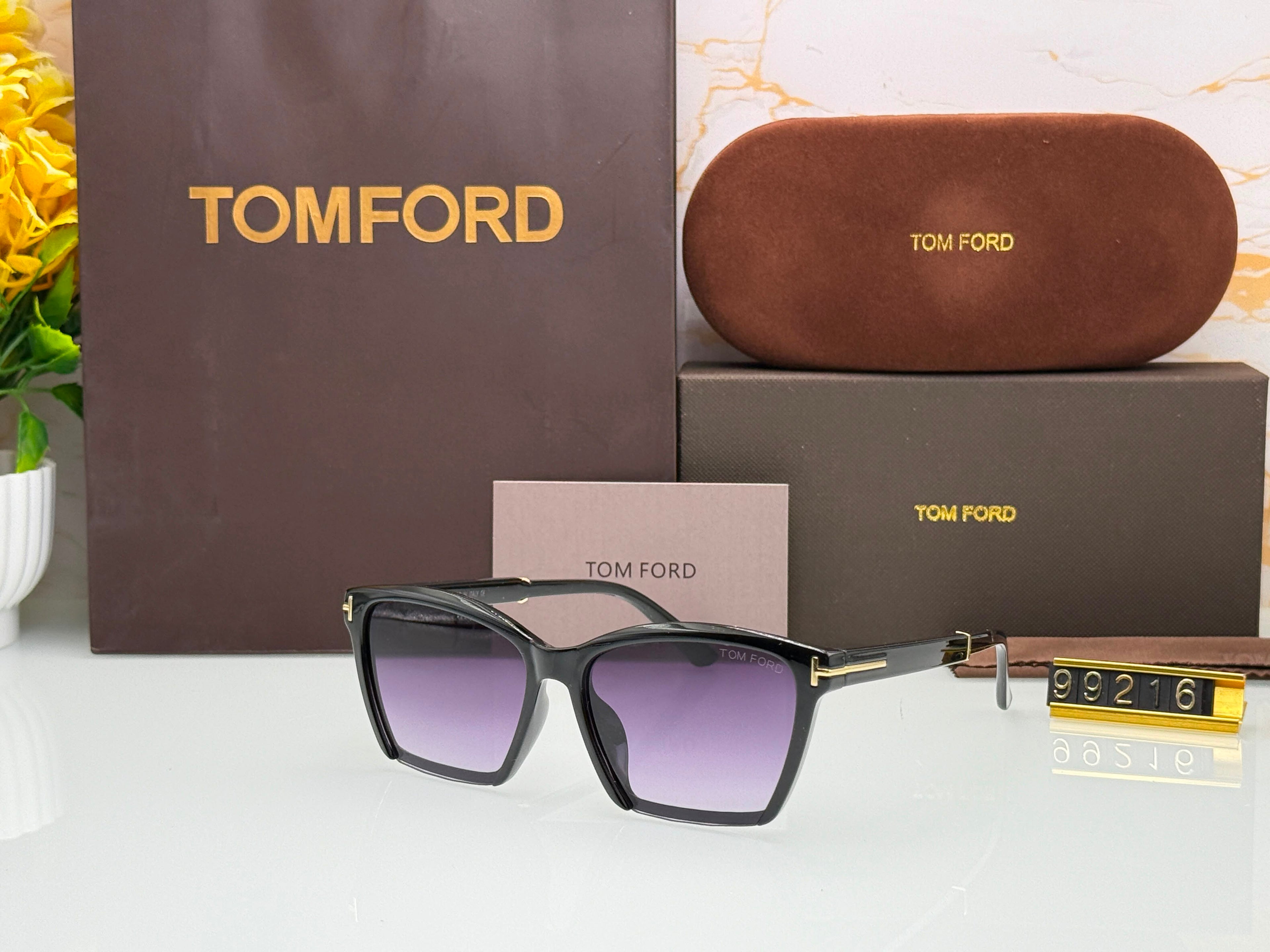 TOMFORD