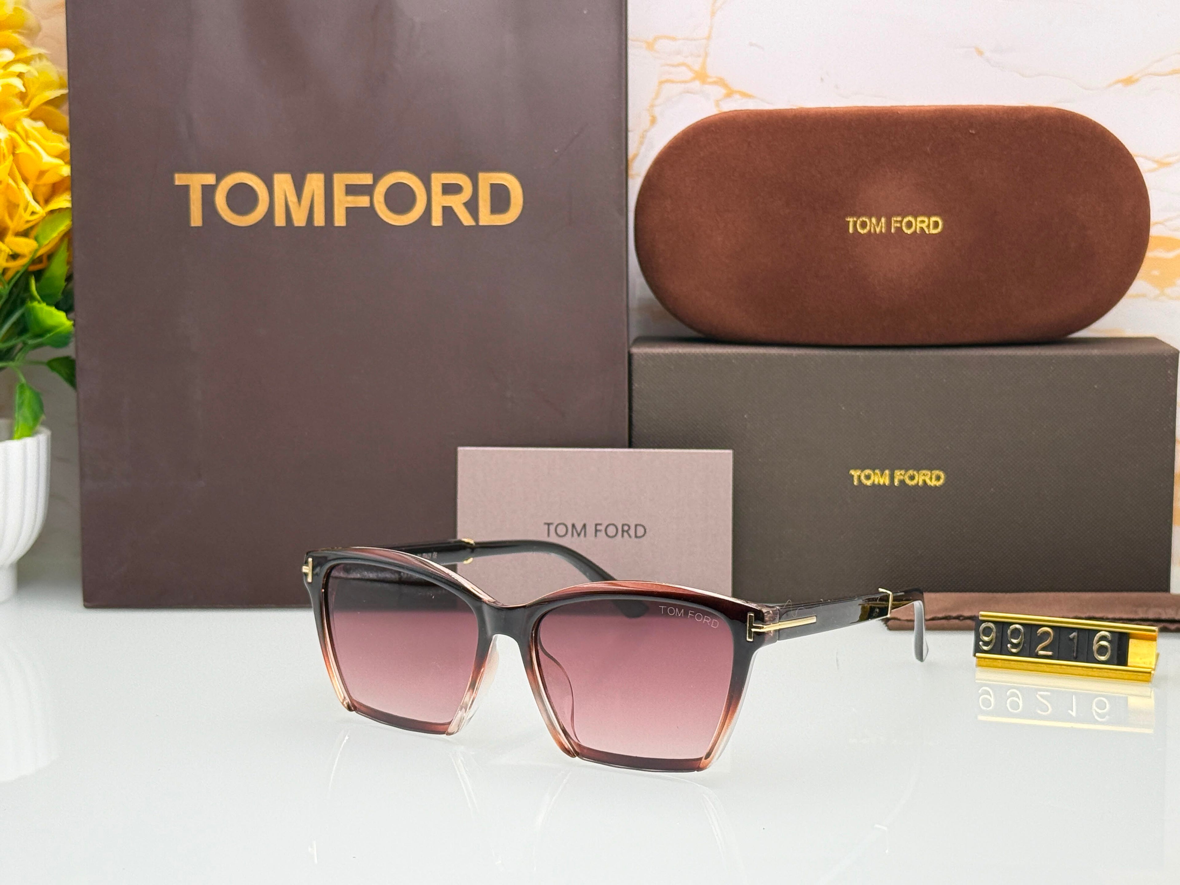 TOMFORD