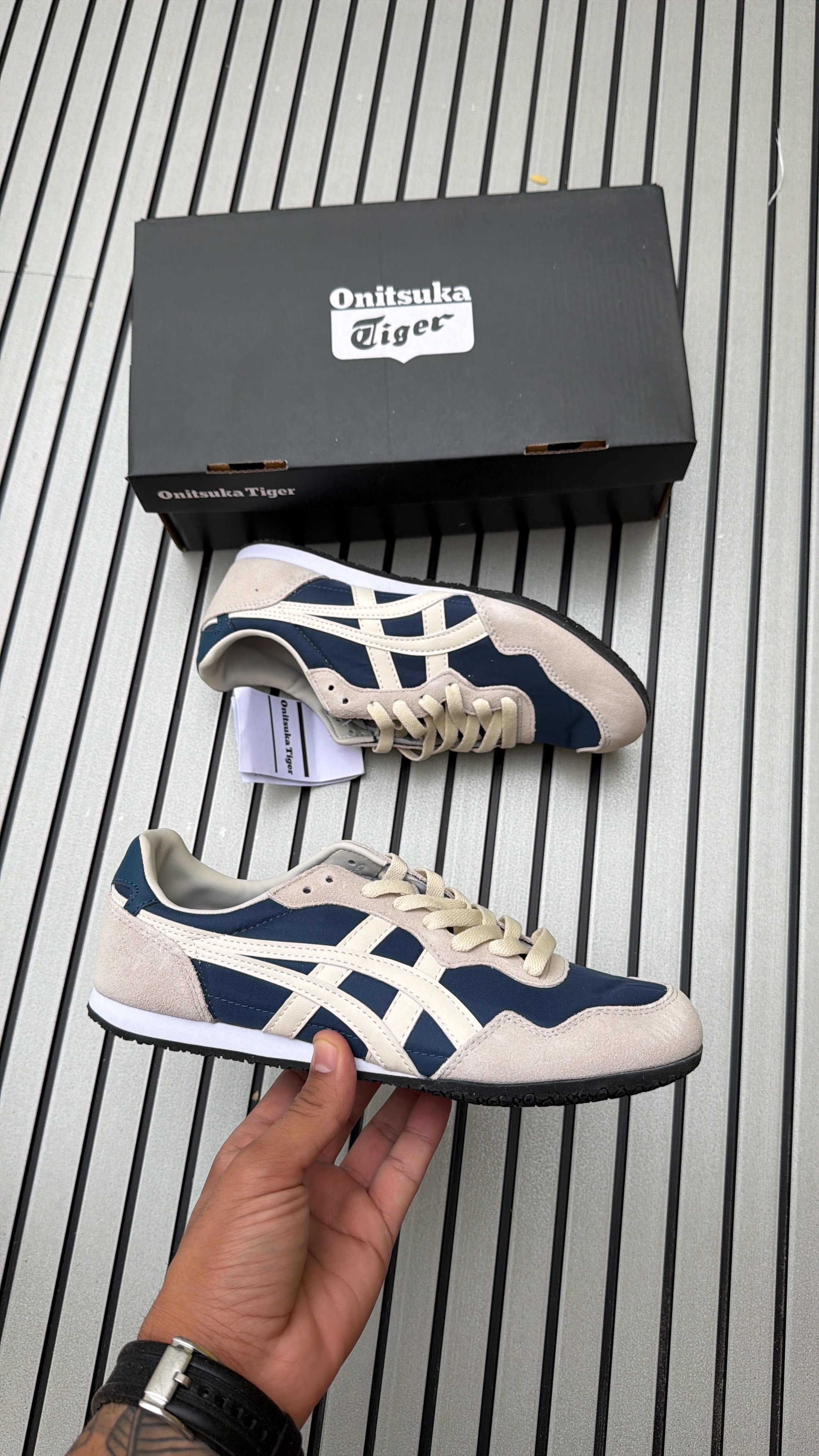 Onitsuka tiger serrano