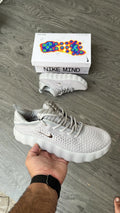Nike Mind 002