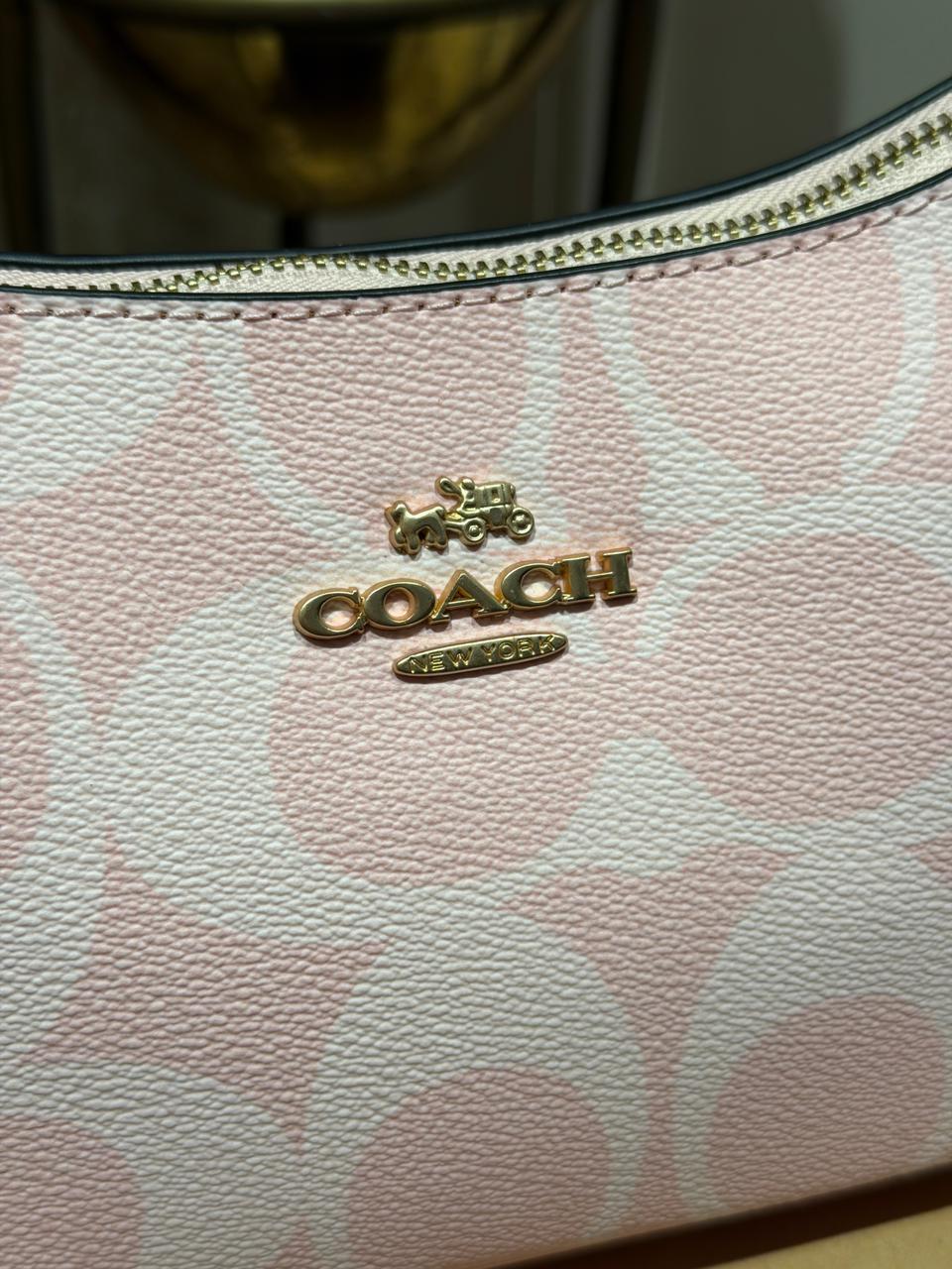 COACH
