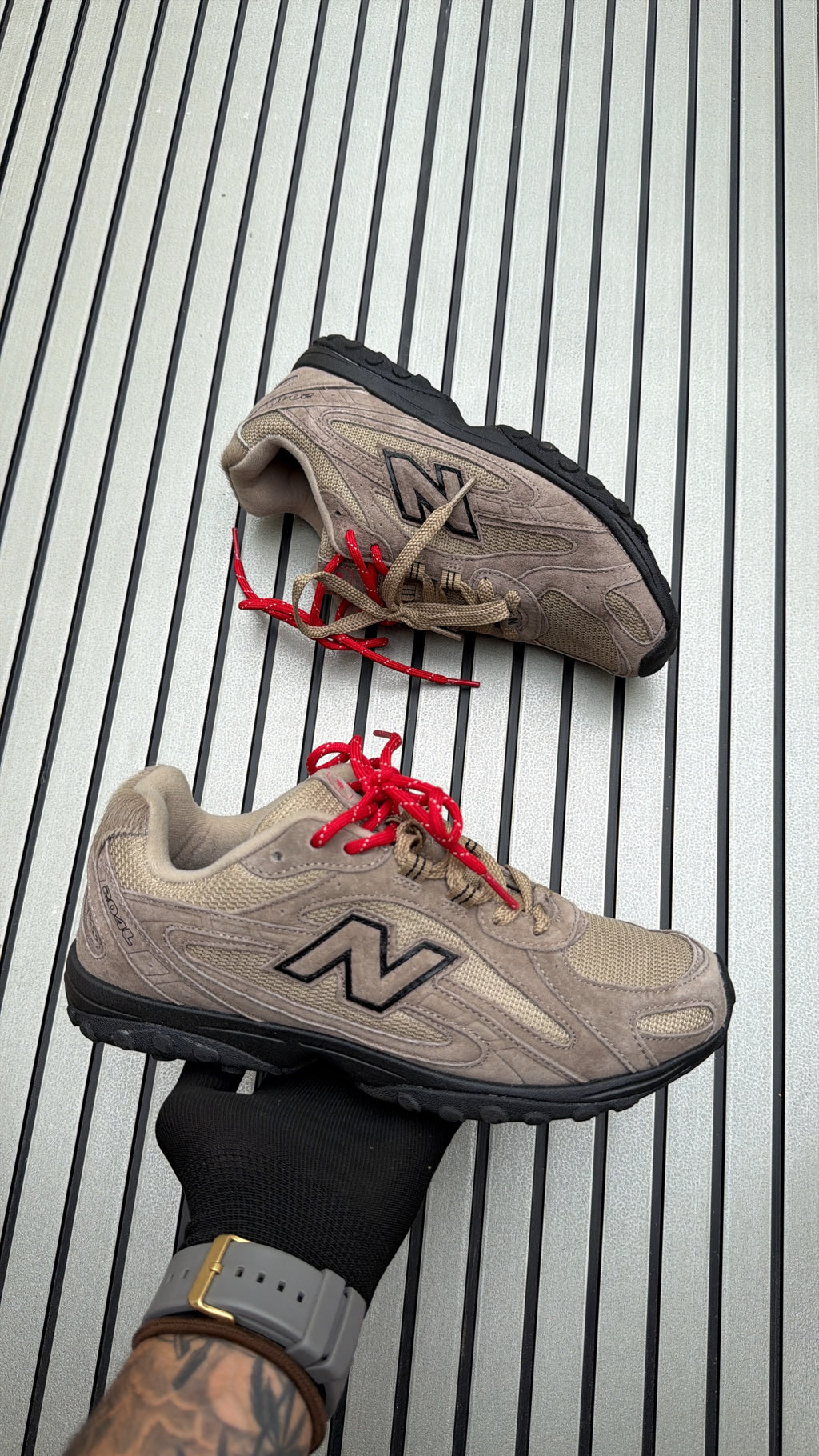 New Balance 204L