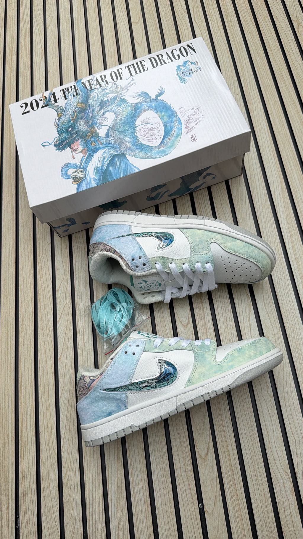 Nike SB dunk The year of dragon
