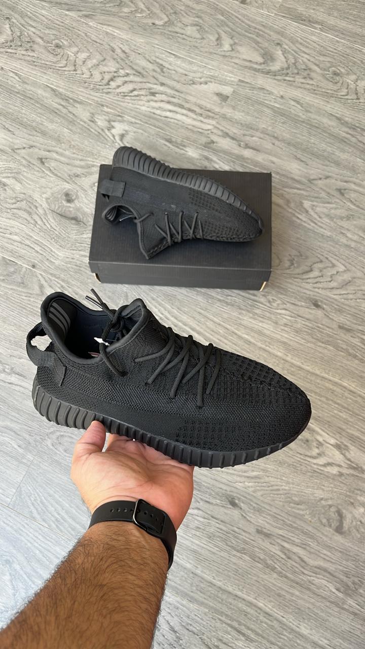 Adidas yeezy - Black