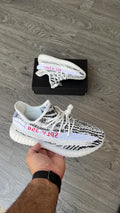Adidas yeezy - Black White Red