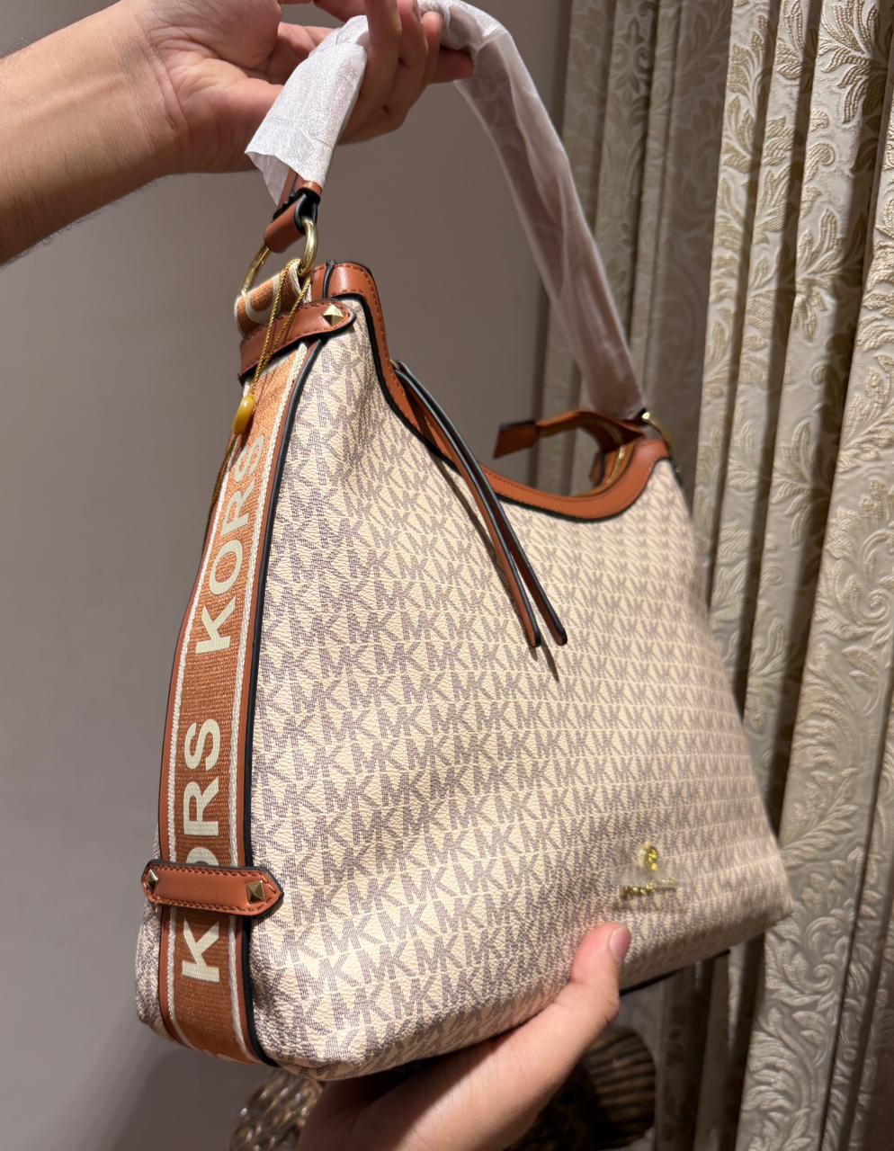 MICHAEL KORS