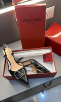 Valentino new heels
12A