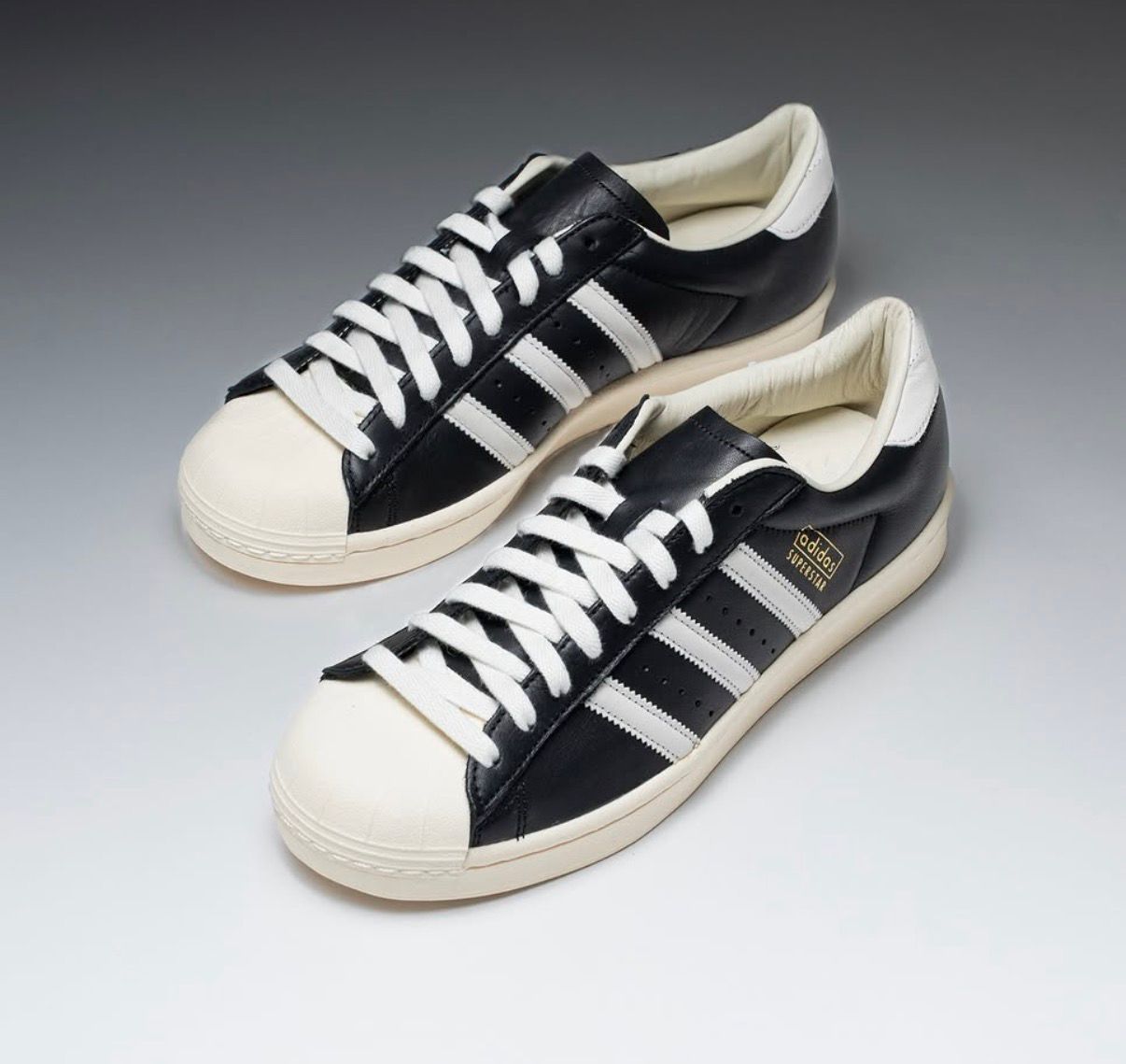ADIDAS ORIGINALS SUPERSTAR VINTAGE MATTE BLACK WHITE
