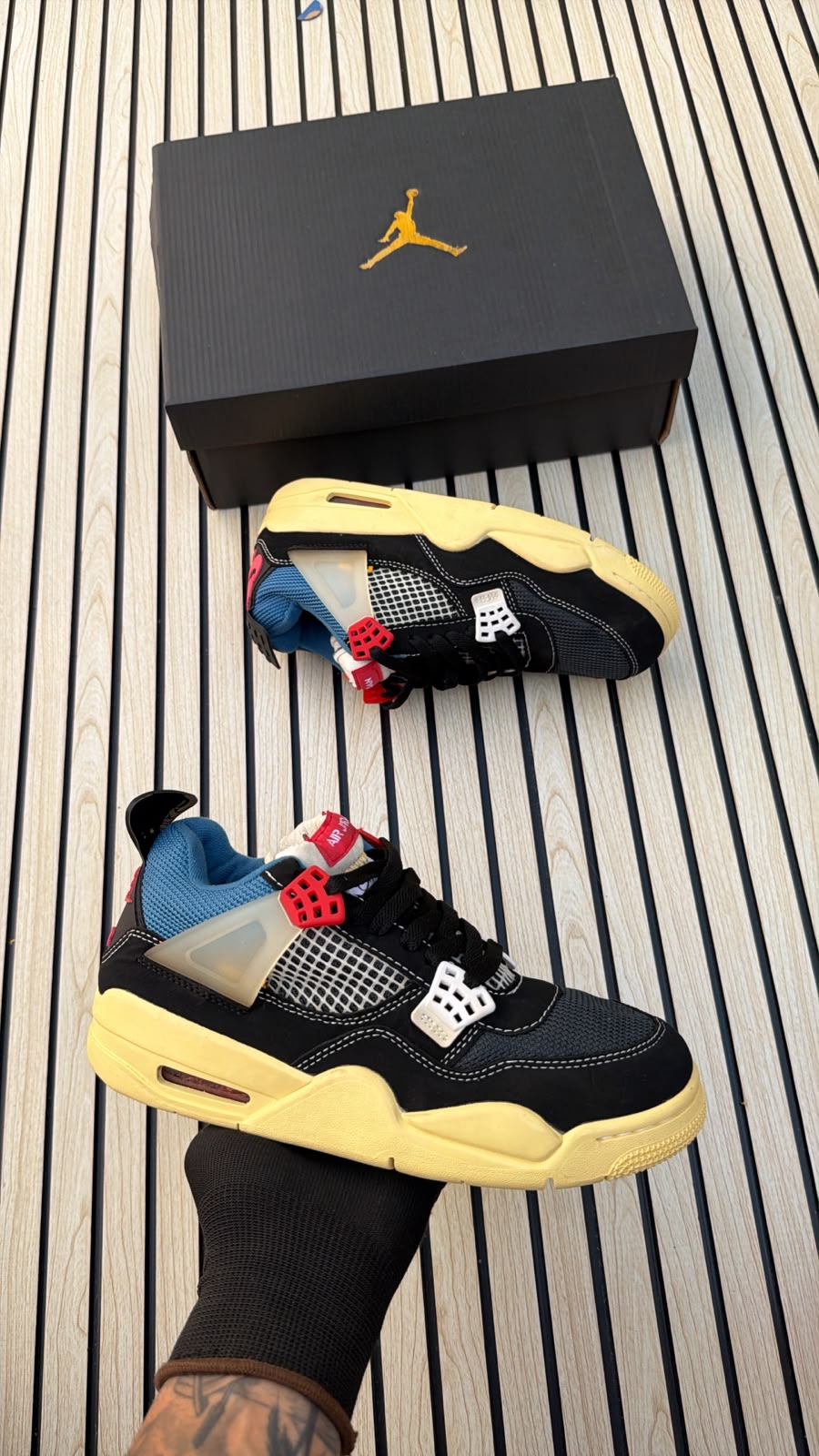 Nike jordan retro 4