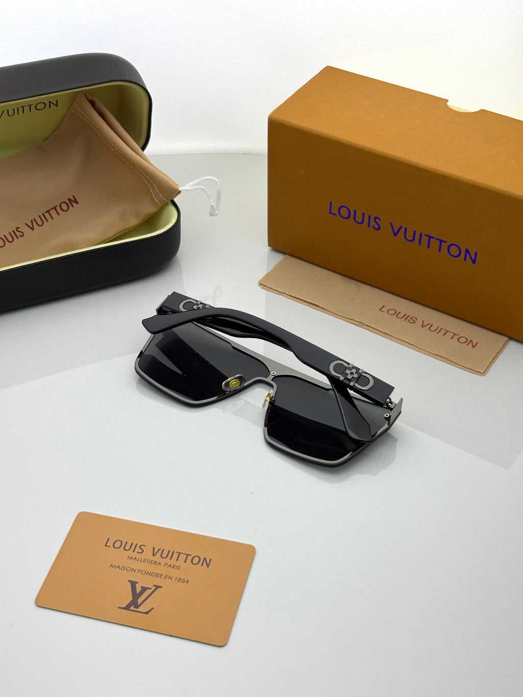 LOUIS VUITTON 58523 BLACK