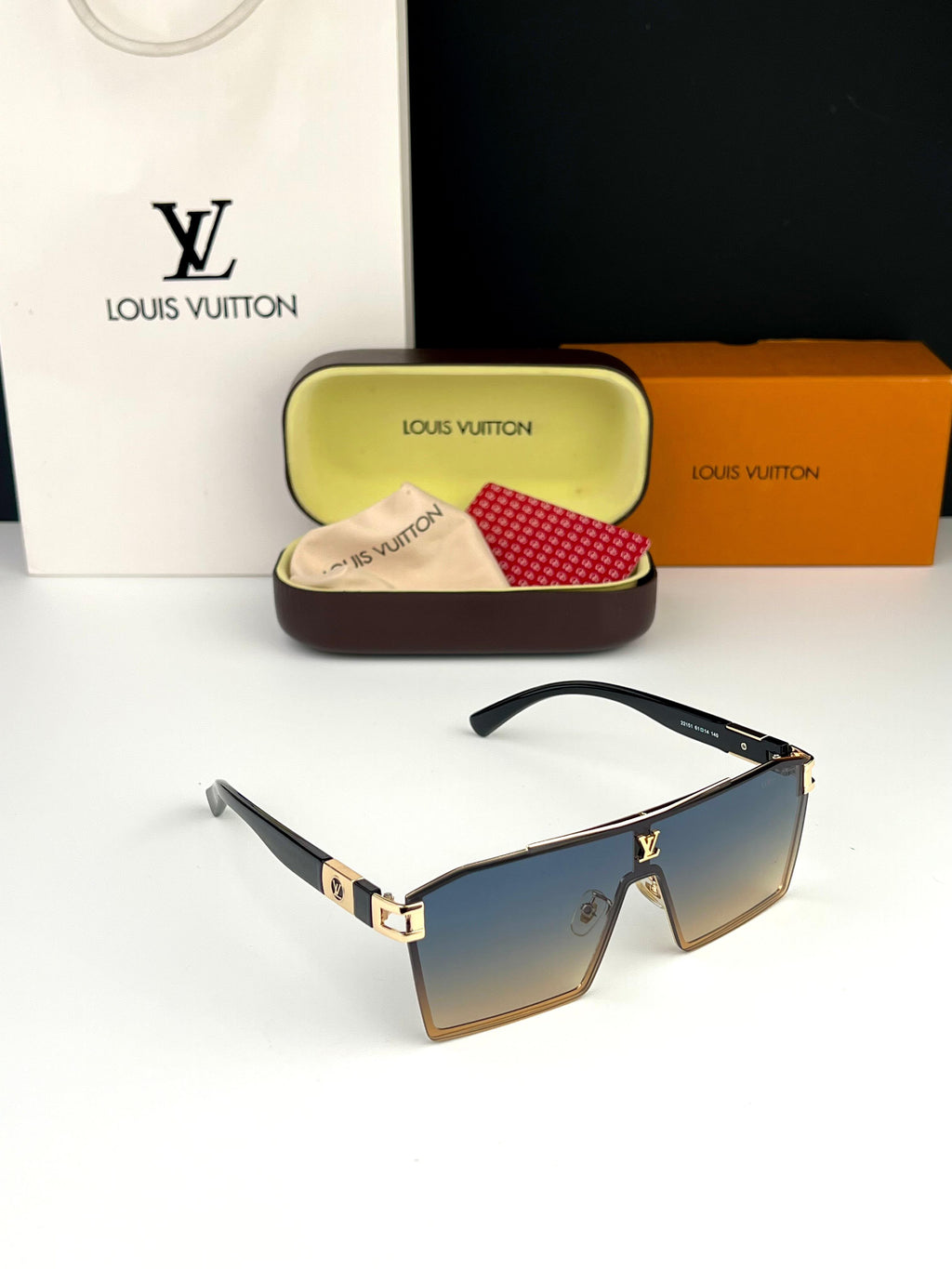LOUIS VUITTON SUNGLASS D-51