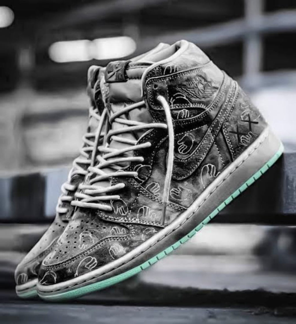 Jordan one kaws