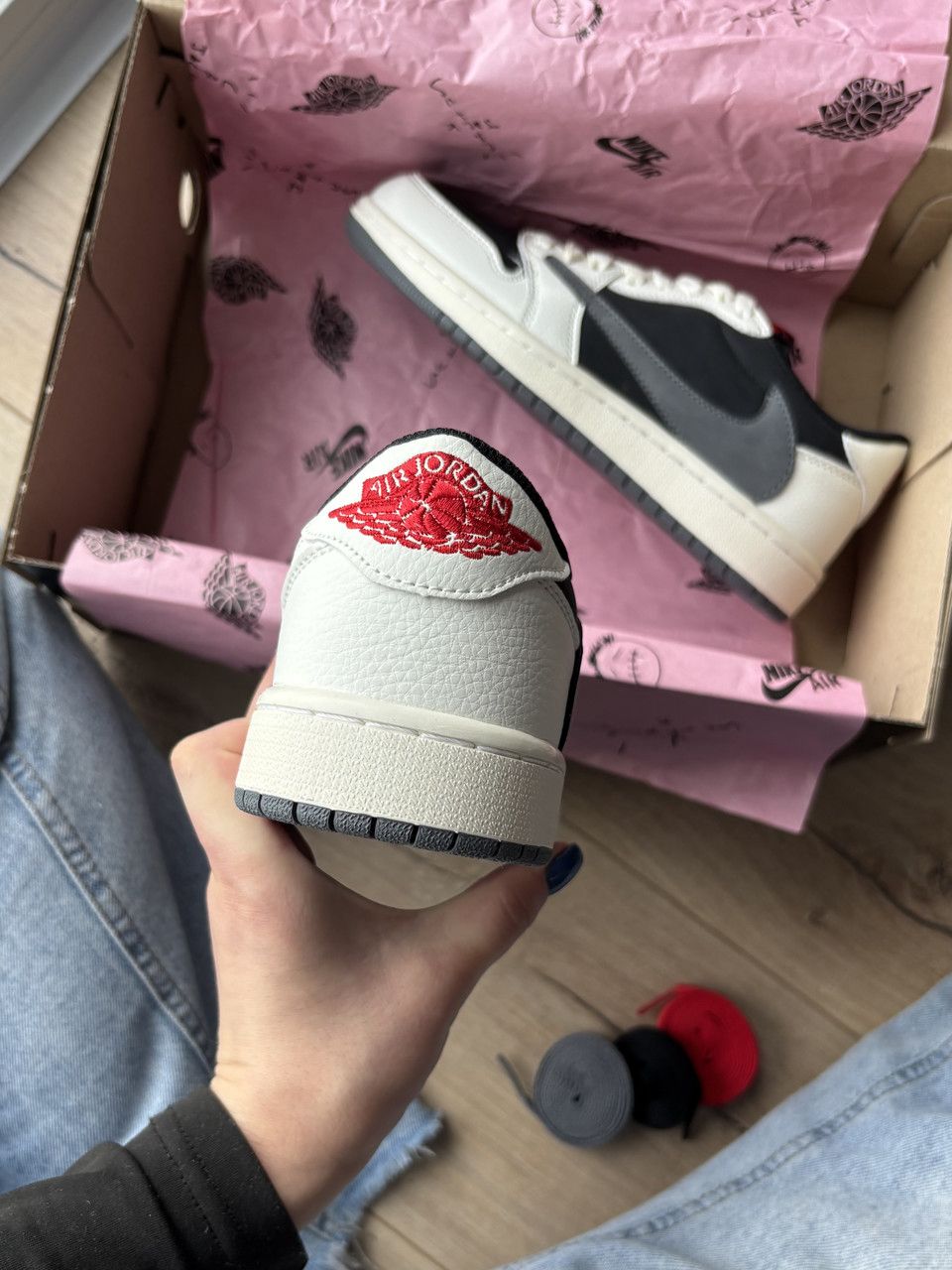 Nike Air Jordan 1 Low x Travis Scott Grey Fog