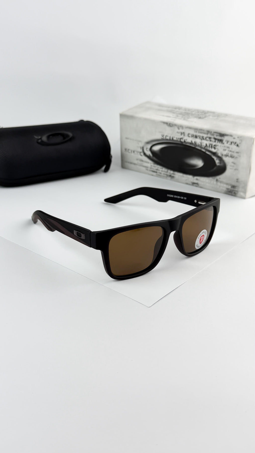 OAKLEY BROWN 2262