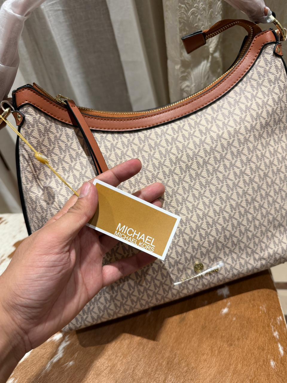 MICHAEL KORS