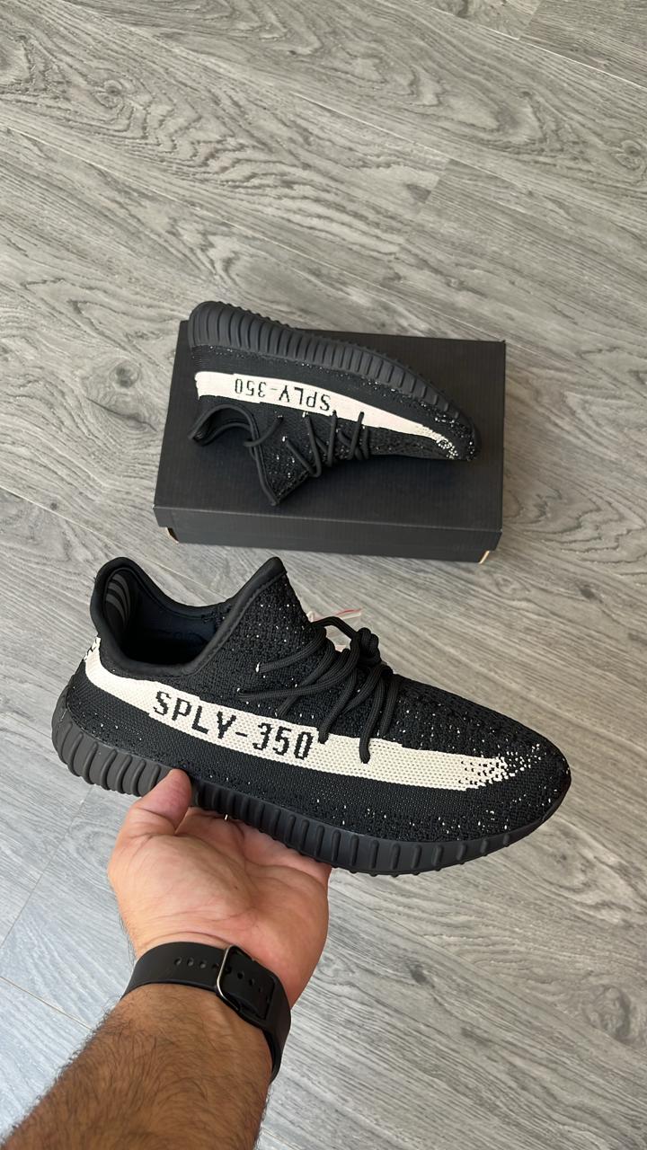 Adidas yeezy - Black White