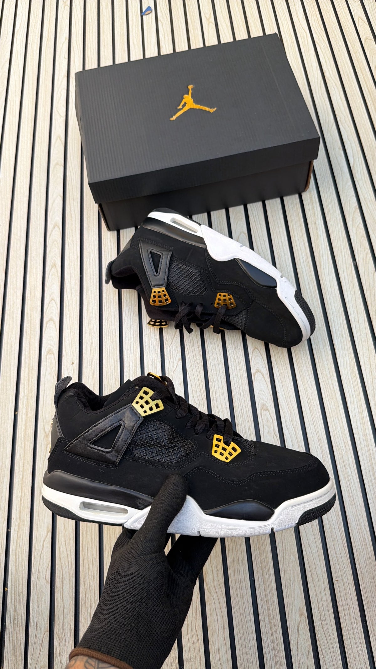 Nike jordan retro 4